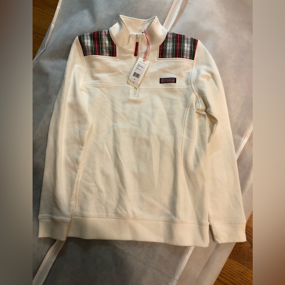 Women's Vineyard Vines SHep quarter zip size small off white